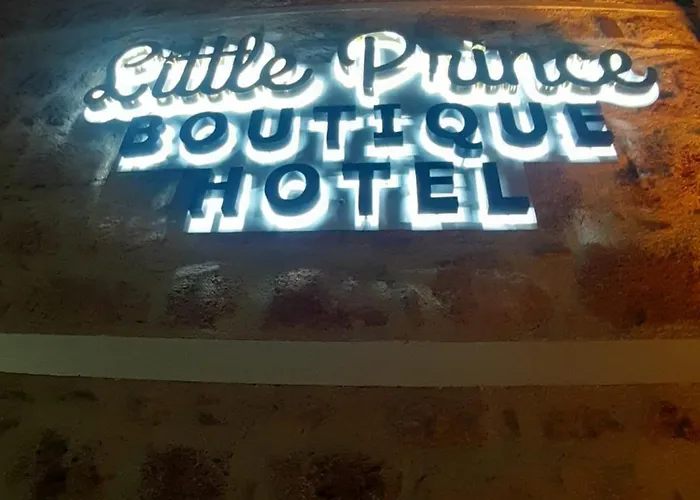 The Little Boutique فندق 5*