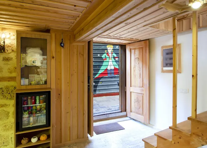 The Little Boutique 5*